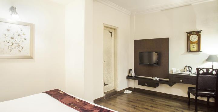 Hotel Maharaja Regency Ludhiana Bagian luar foto