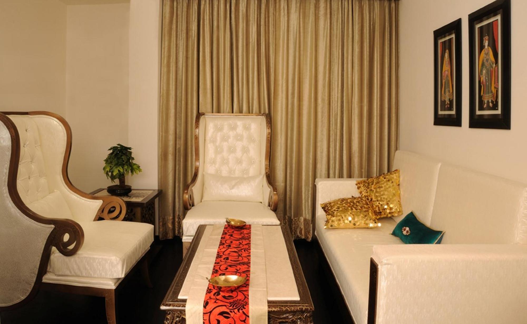 Hotel Maharaja Regency Ludhiana Bagian luar foto