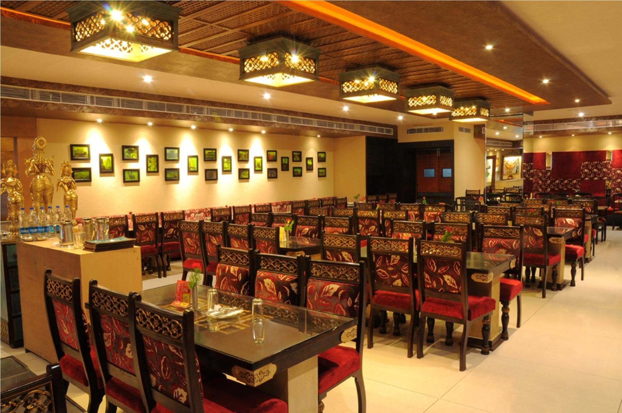 Hotel Maharaja Regency Ludhiana Bagian luar foto