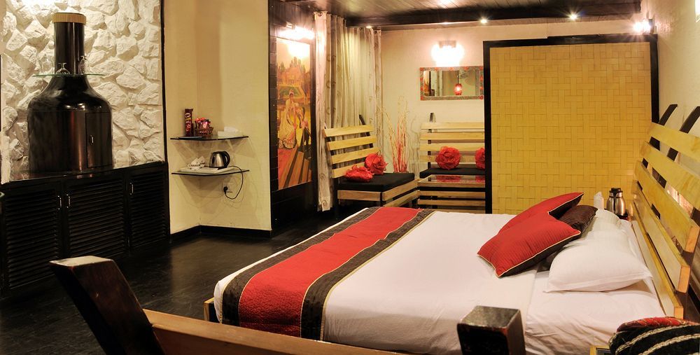 Hotel Maharaja Regency Ludhiana Bagian luar foto